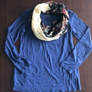 🌟sale🌟Maternity small long sleeved blue shirt